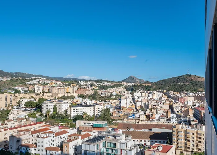 Xpce Urban 12 Malaga Skyline - Parking Free